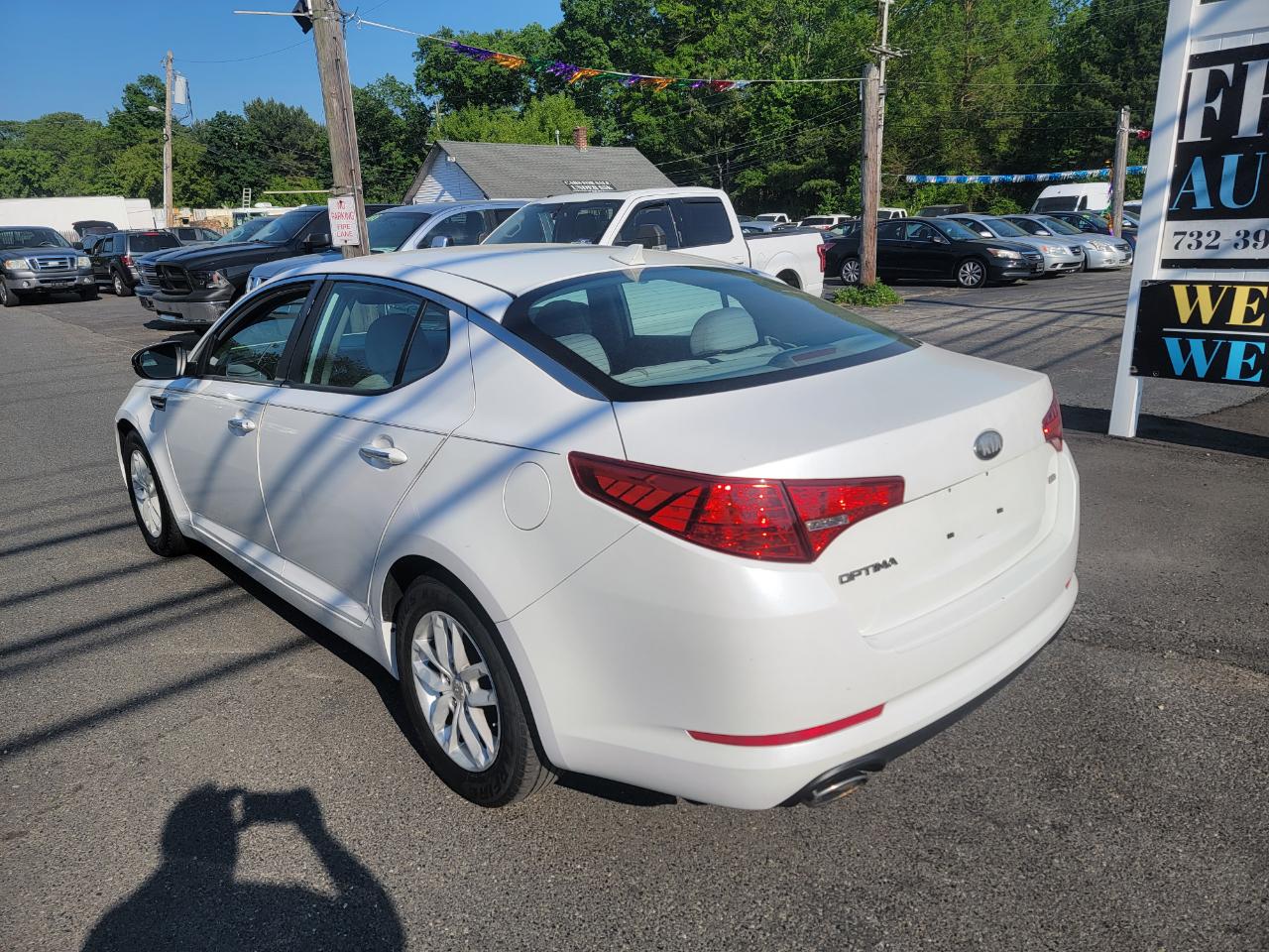 Kia Optima LX MT 2013