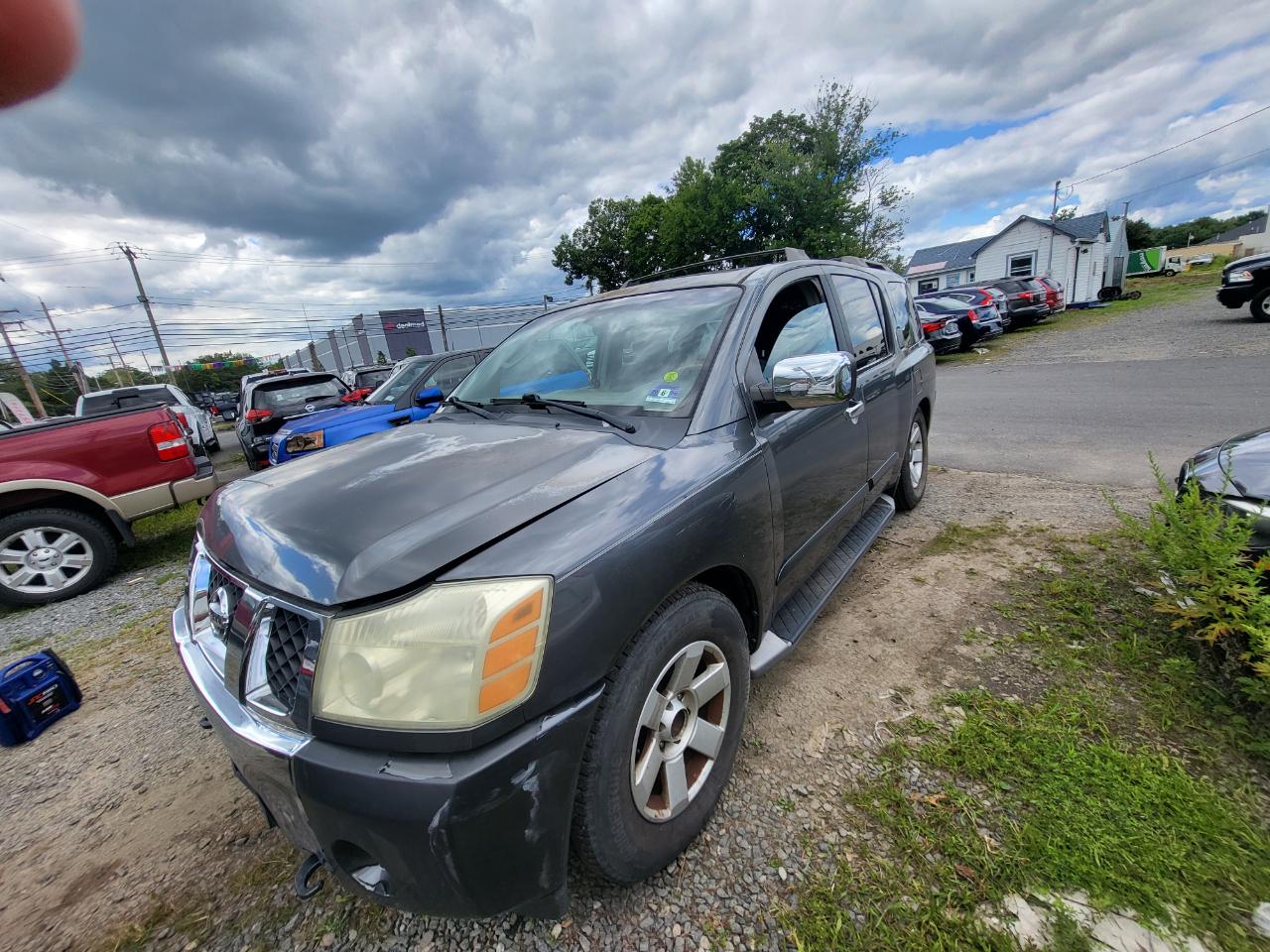 Nissan Armada SE 4WD 2004
