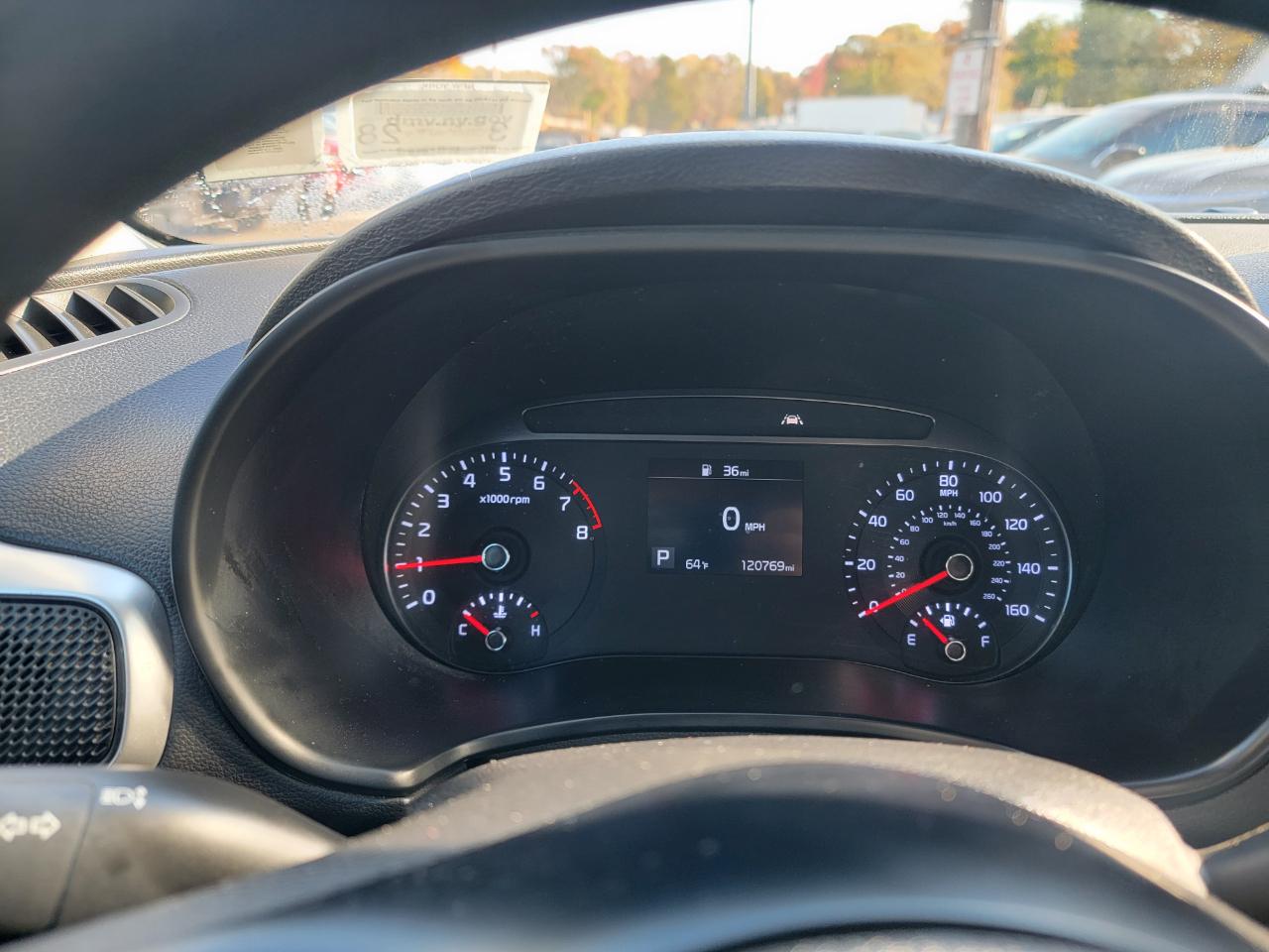 Kia Soul LX CVT 2021