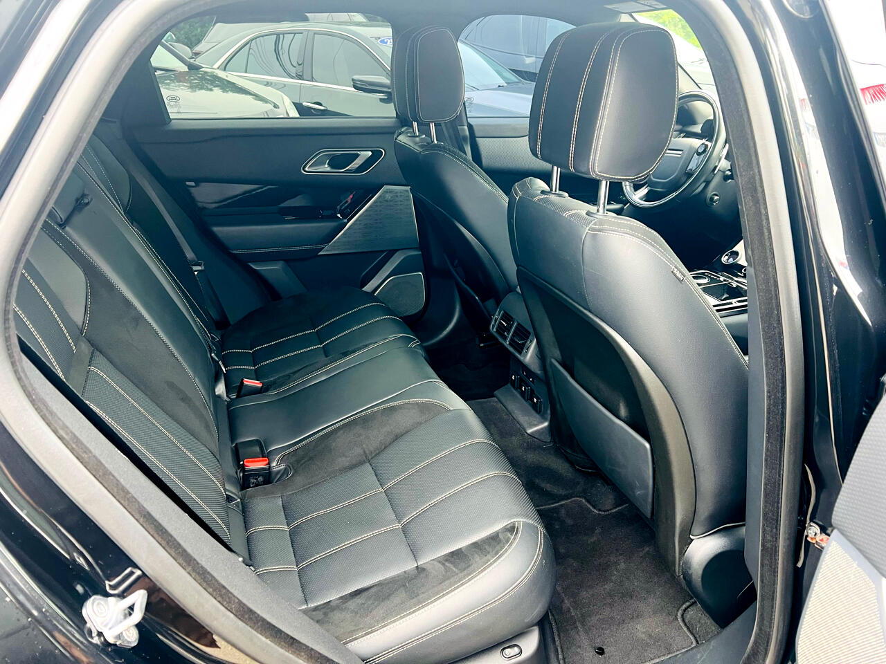 Land Rover Range Rover Velar P380 R-Dynamic SE 2018 Land Rover Range Rover Velar P380 R-Dynamic SE 2018