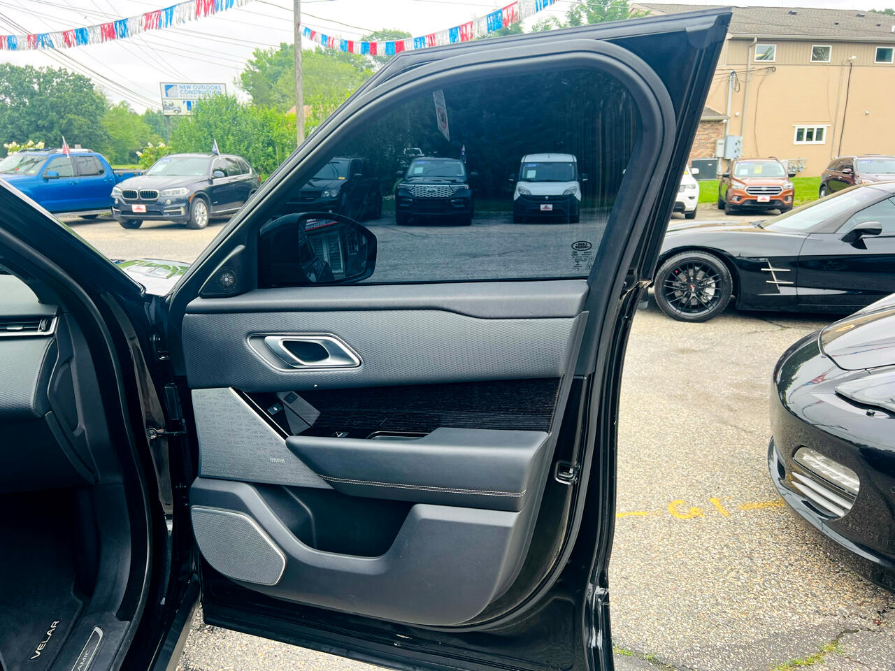 Land Rover Range Rover Velar P380 R-Dynamic SE 2018 Land Rover Range Rover Velar P380 R-Dynamic SE 2018