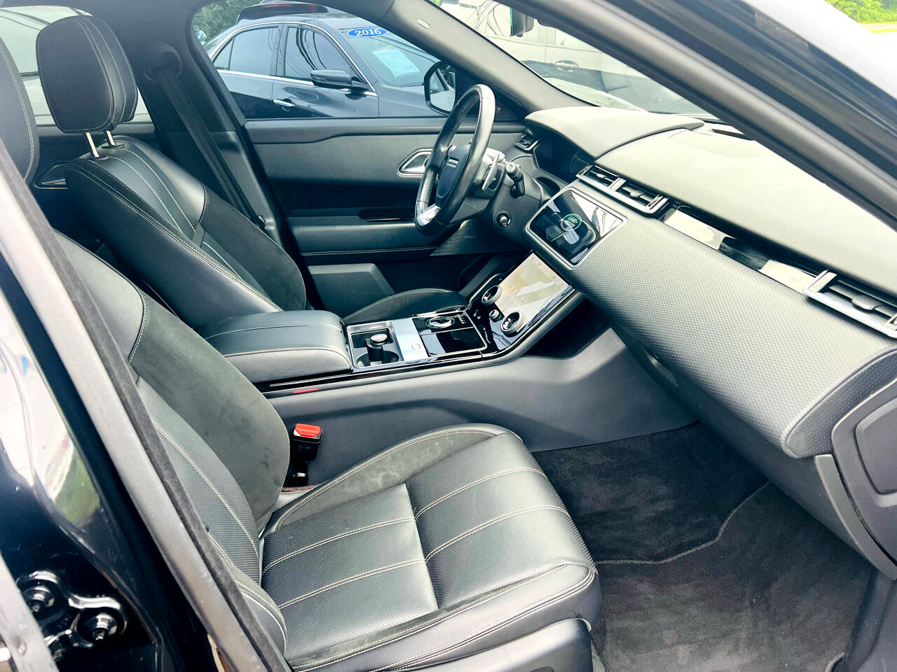Land Rover Range Rover Velar P380 R-Dynamic SE 2018 Land Rover Range Rover Velar P380 R-Dynamic SE 2018
