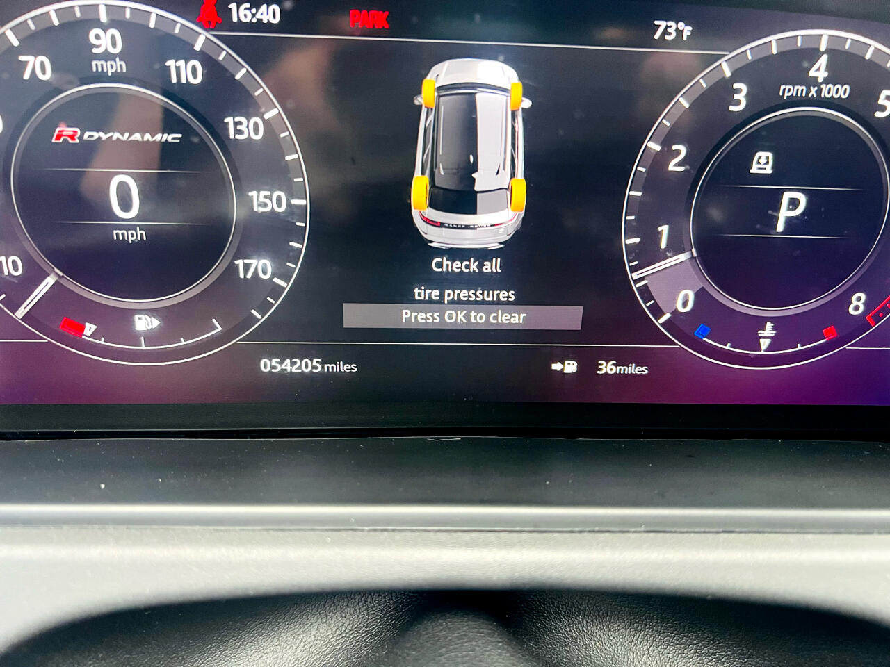 Land Rover Range Rover Velar P380 R-Dynamic SE 2018 Land Rover Range Rover Velar P380 R-Dynamic SE 2018