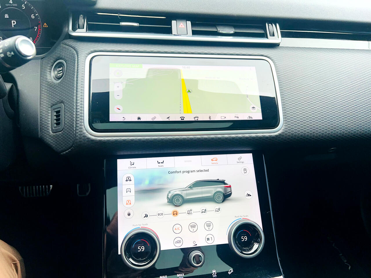 Land Rover Range Rover Velar P380 R-Dynamic SE 2018 Land Rover Range Rover Velar P380 R-Dynamic SE 2018