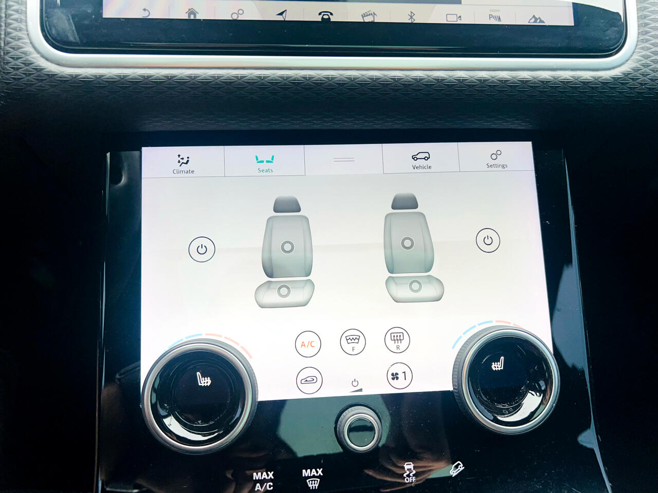 Land Rover Range Rover Velar P380 R-Dynamic SE 2018 Land Rover Range Rover Velar P380 R-Dynamic SE 2018