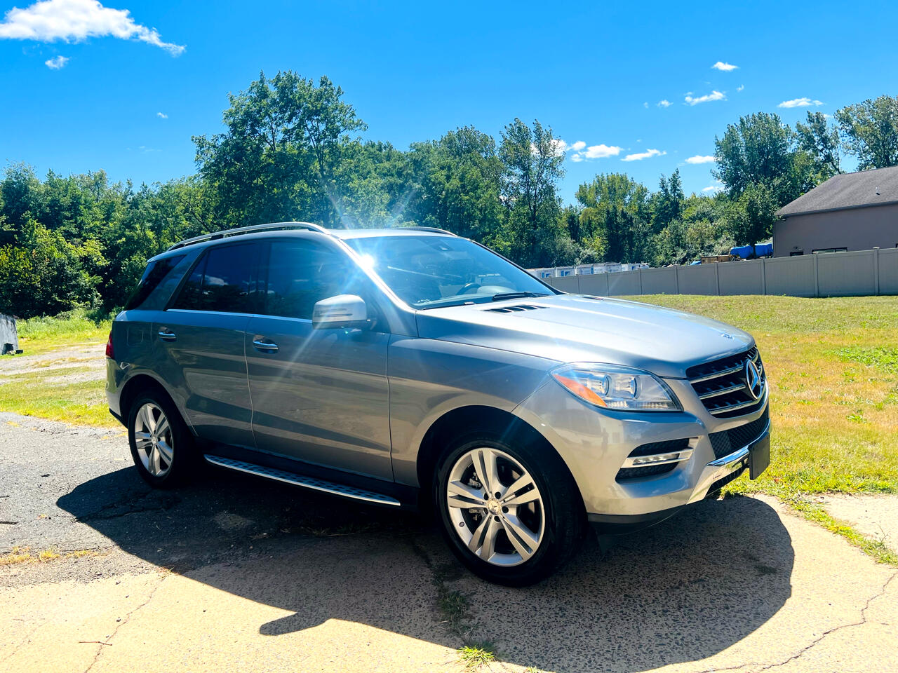 Mercedes-Benz M-Class 4MATIC 4dr ML 350 2015 Mercedes-Benz M-Class 4MATIC 4dr ML 350 2015