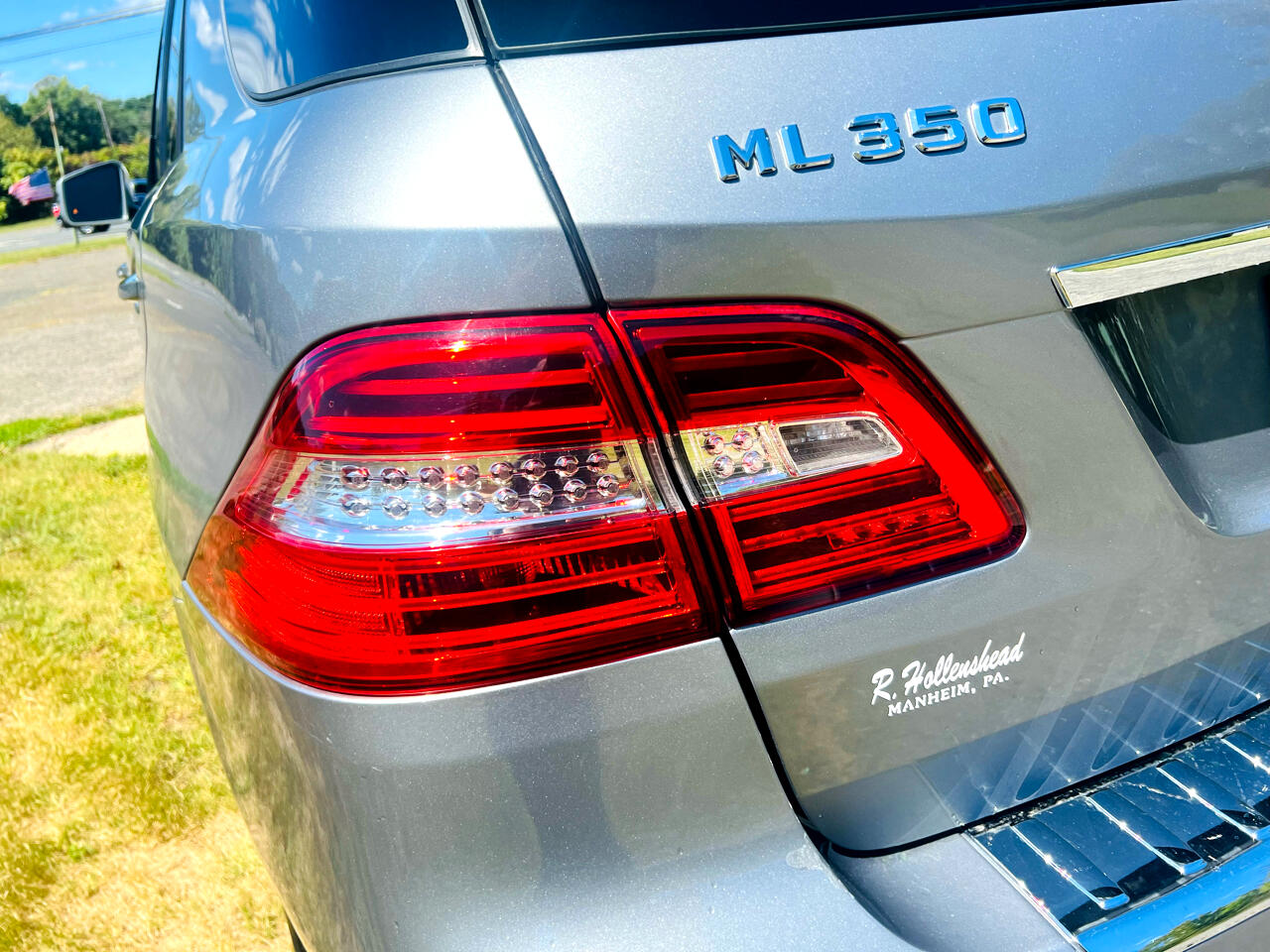 Mercedes-Benz M-Class 4MATIC 4dr ML 350 2015 Mercedes-Benz M-Class 4MATIC 4dr ML 350 2015