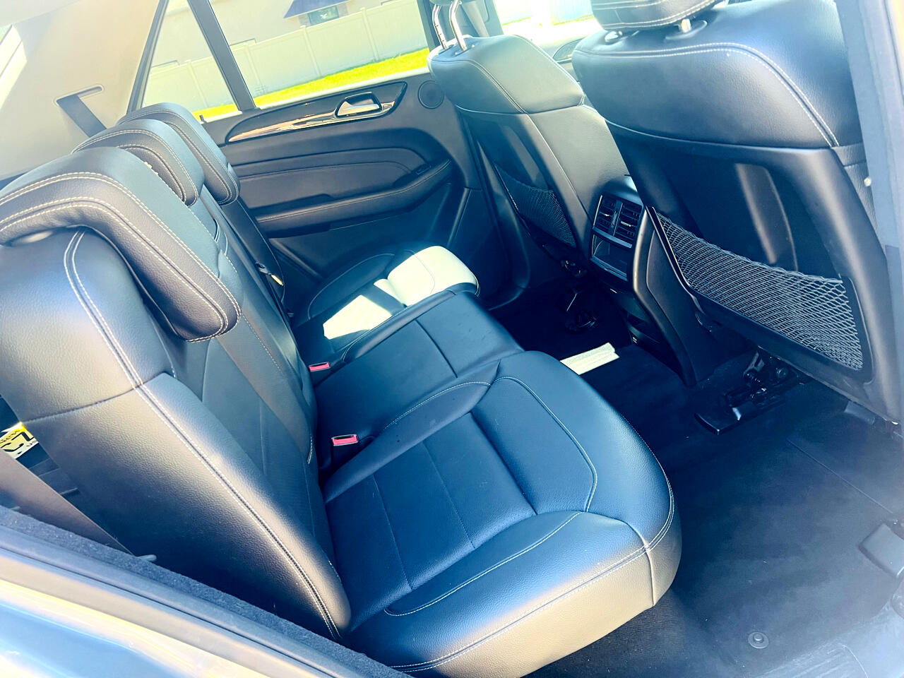 Mercedes-Benz M-Class 4MATIC 4dr ML 350 2015 Mercedes-Benz M-Class 4MATIC 4dr ML 350 2015