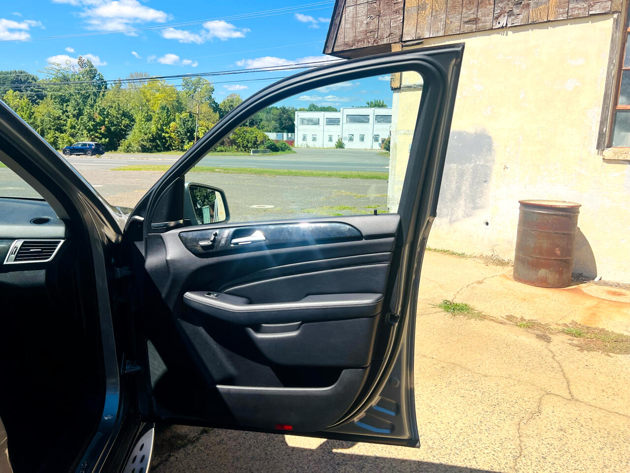 Mercedes-Benz M-Class 4MATIC 4dr ML 350 2015 Mercedes-Benz M-Class 4MATIC 4dr ML 350 2015