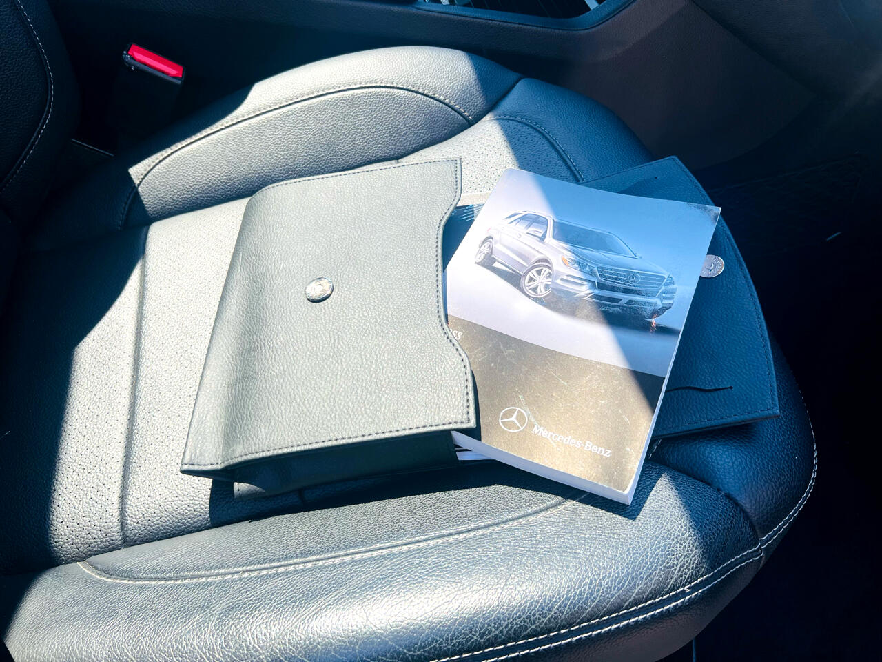 Mercedes-Benz M-Class 4MATIC 4dr ML 350 2015 Mercedes-Benz M-Class 4MATIC 4dr ML 350 2015