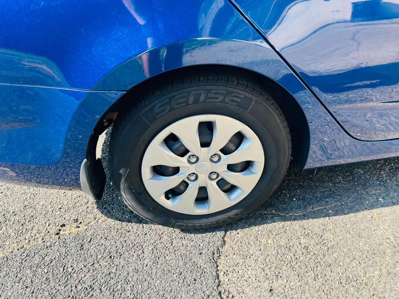 Hyundai Accent 4dr Sdn Auto SE 2016 Hyundai Accent 4dr Sdn Auto SE 2016