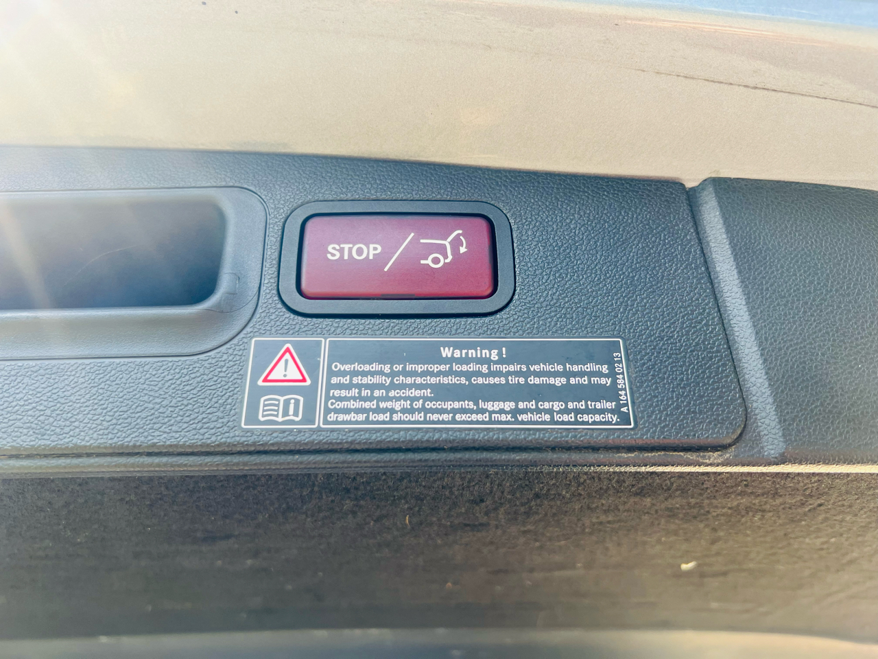 Mercedes-Benz GL-Class 4MATIC 4dr GL 450 2012 Mercedes-Benz GL-Class 4MATIC 4dr GL 450 2012