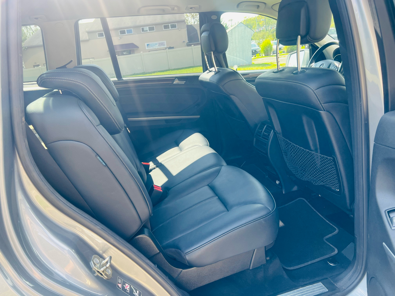 Mercedes-Benz GL-Class 4MATIC 4dr GL 450 2012 Mercedes-Benz GL-Class 4MATIC 4dr GL 450 2012