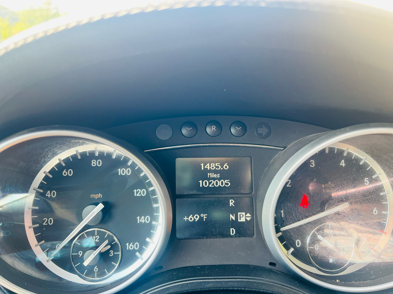 Mercedes-Benz GL-Class 4MATIC 4dr GL 450 2012 Mercedes-Benz GL-Class 4MATIC 4dr GL 450 2012