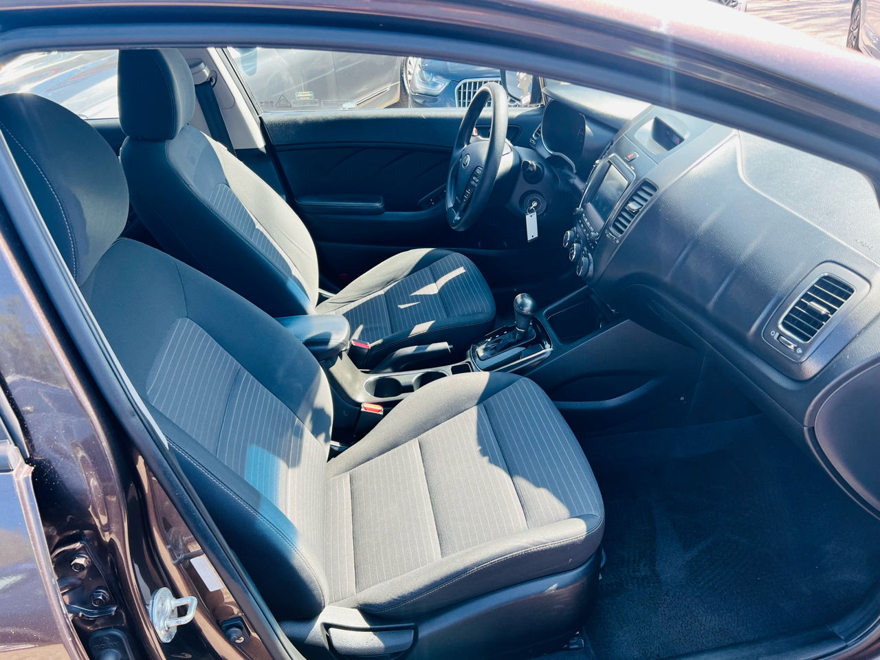 Kia Forte LX Auto 2018 Kia Forte LX Auto 2018