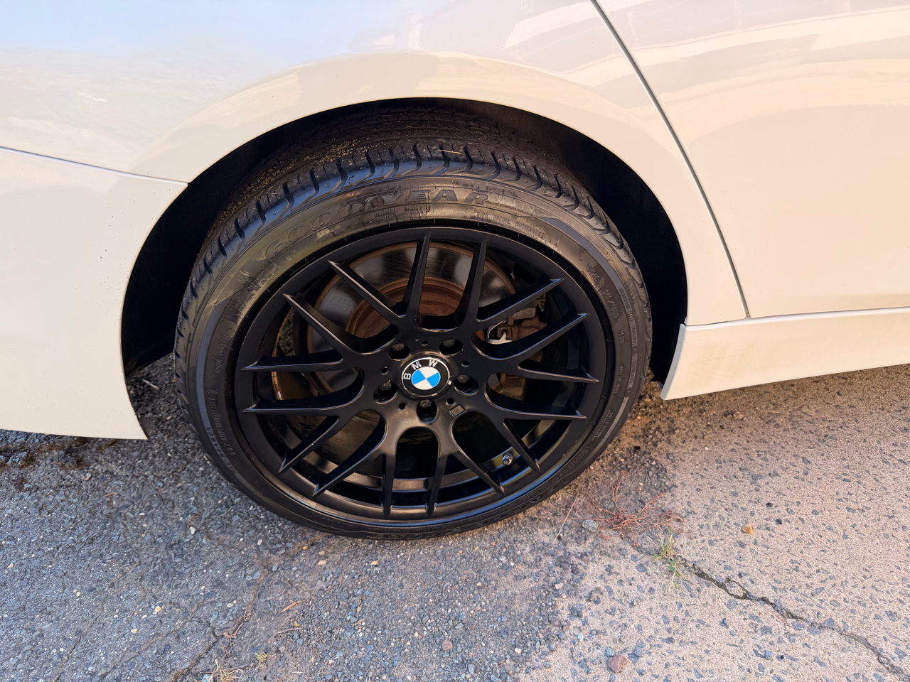 BMW 3 Series 4dr Sdn 335i xDrive AWD 2015 BMW 3 Series 4dr Sdn 335i xDrive AWD 2015