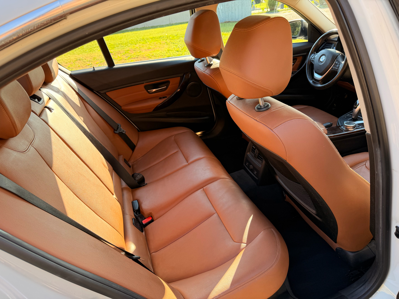 BMW 3 Series 4dr Sdn 335i xDrive AWD 2015 BMW 3 Series 4dr Sdn 335i xDrive AWD 2015