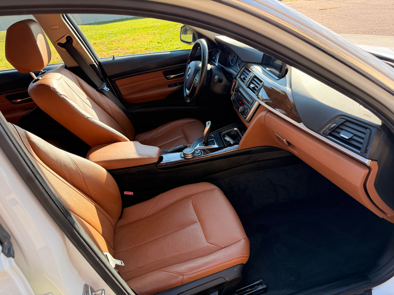 BMW 3 Series 4dr Sdn 335i xDrive AWD 2015 BMW 3 Series 4dr Sdn 335i xDrive AWD 2015