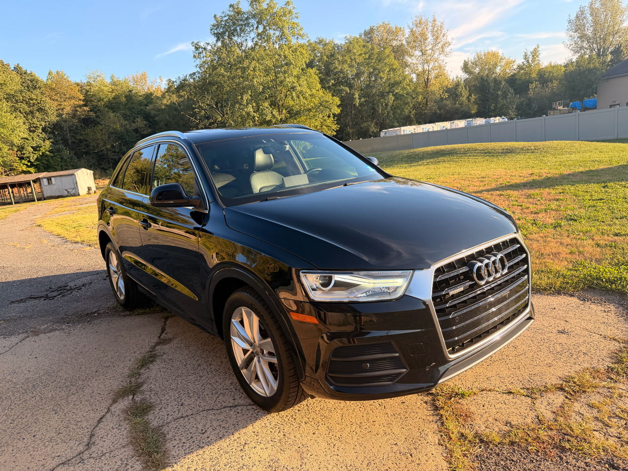 Audi Q3 quattro 4dr Premium Plus 2016 Audi Q3 quattro 4dr Premium Plus 2016