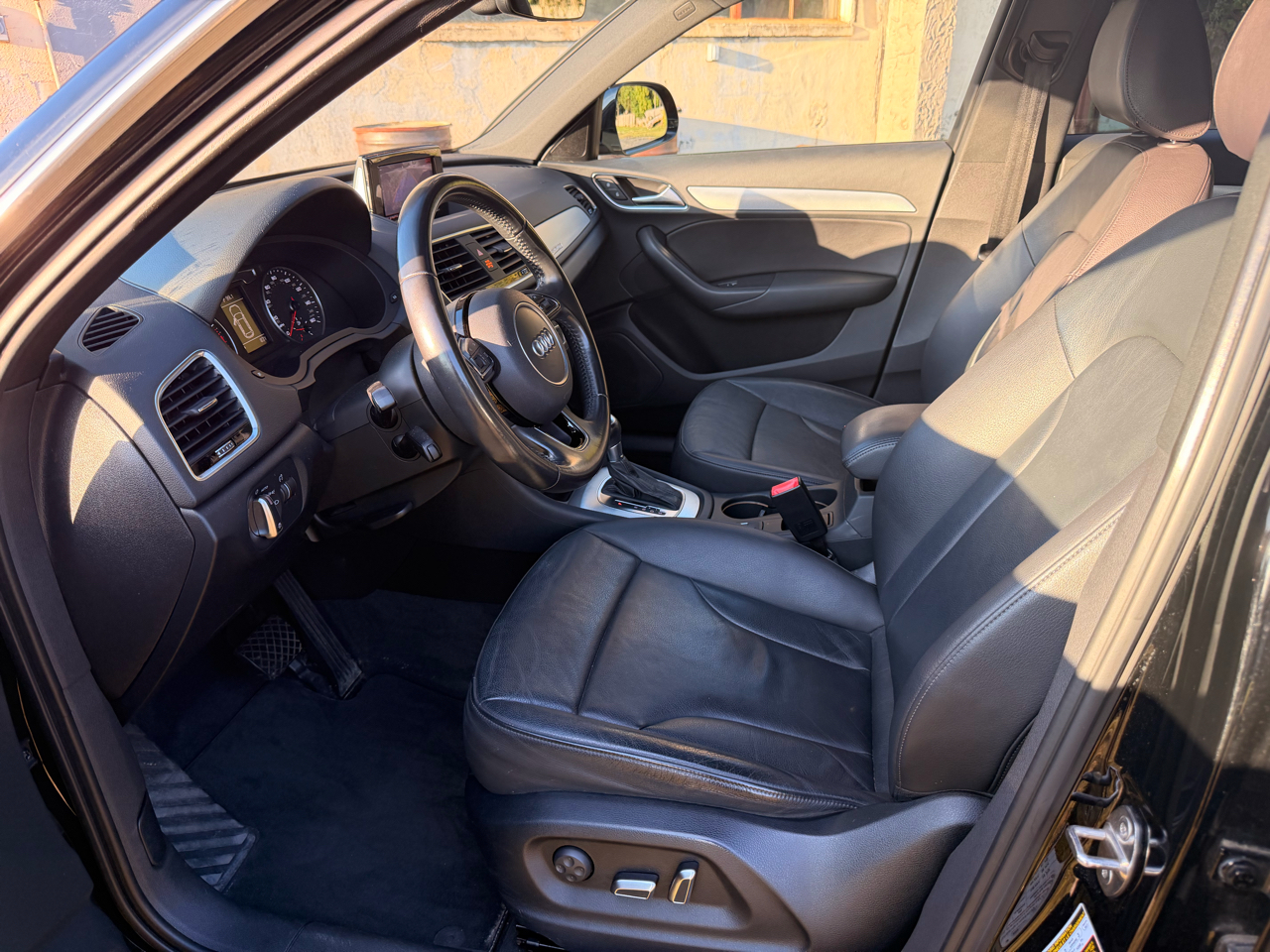 Audi Q3 quattro 4dr Premium Plus 2016 Audi Q3 quattro 4dr Premium Plus 2016