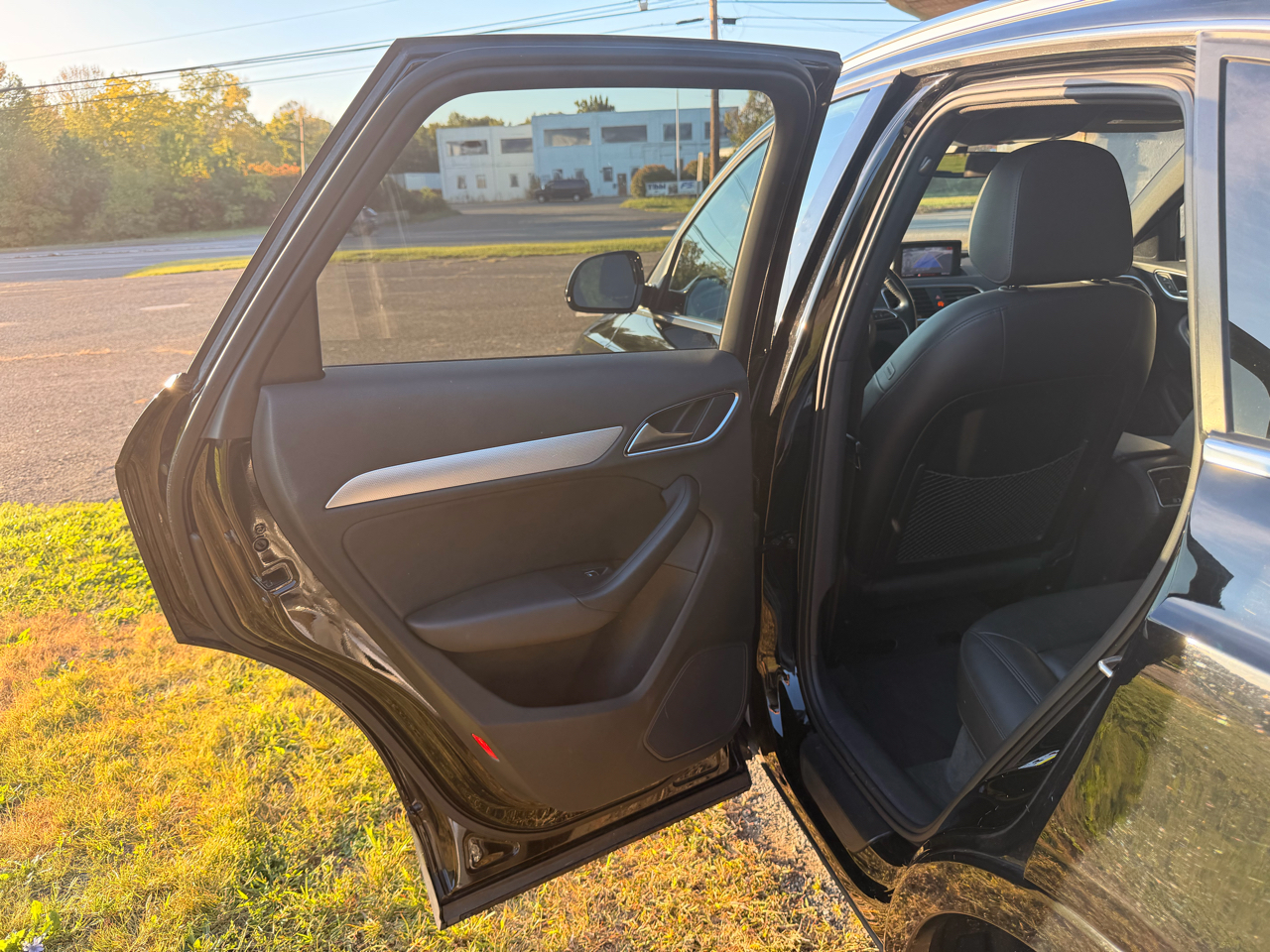 Audi Q3 quattro 4dr Premium Plus 2016 Audi Q3 quattro 4dr Premium Plus 2016