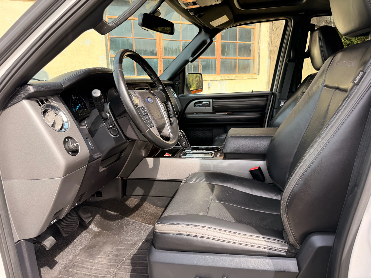 Ford Expedition 4WD 4dr Platinum 2016 Ford Expedition 4WD 4dr Platinum 2016