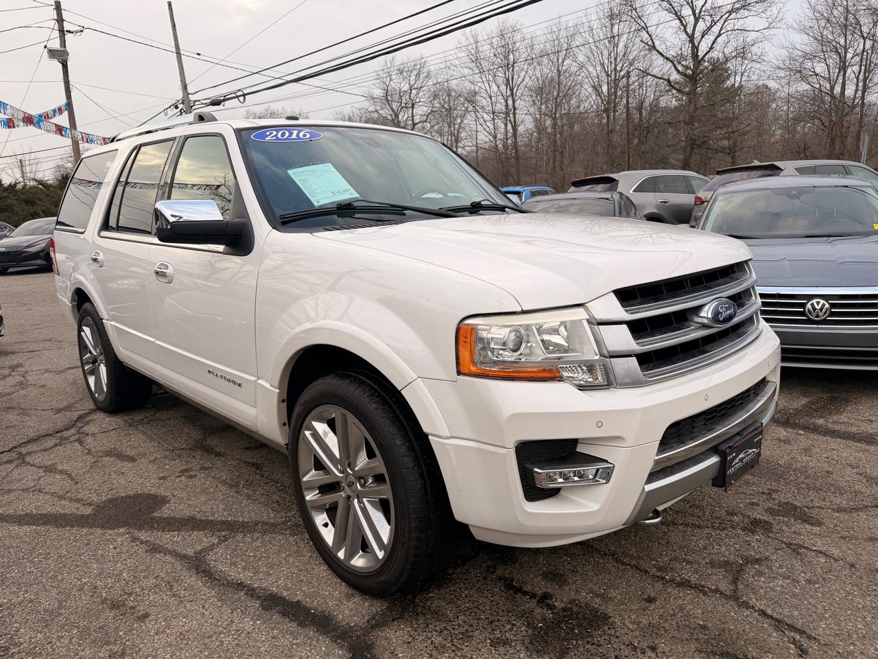 Ford Expedition 4WD 4dr Platinum 2016