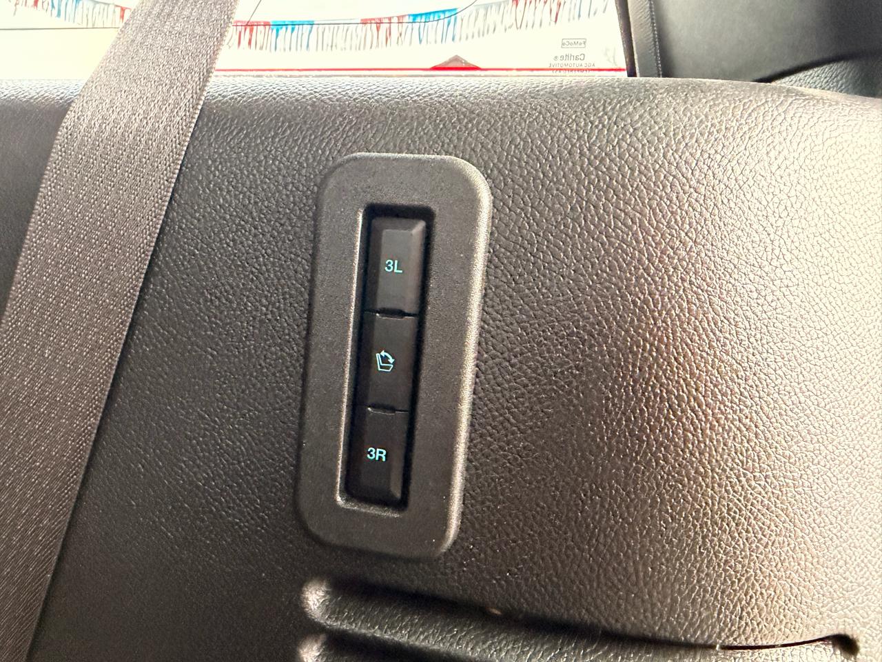 Ford Expedition 4WD 4dr Platinum 2016