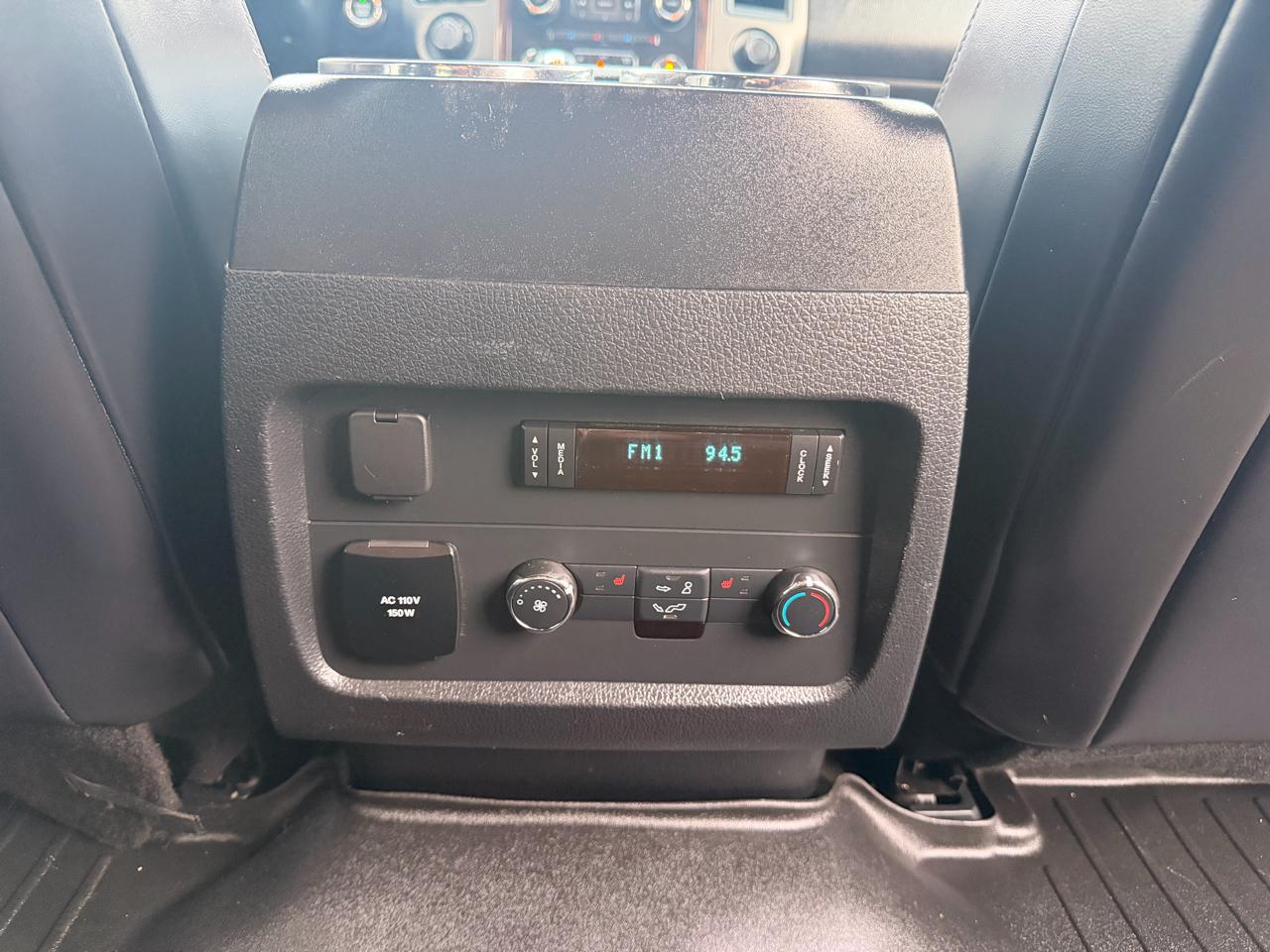 Ford Expedition 4WD 4dr Platinum 2016