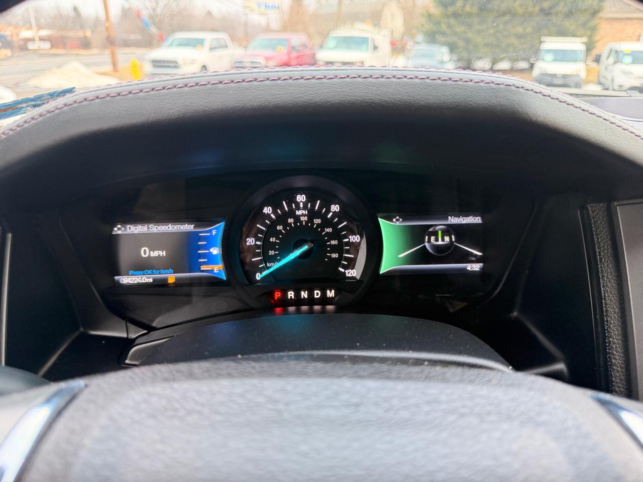 Ford Expedition 4WD 4dr Platinum 2016