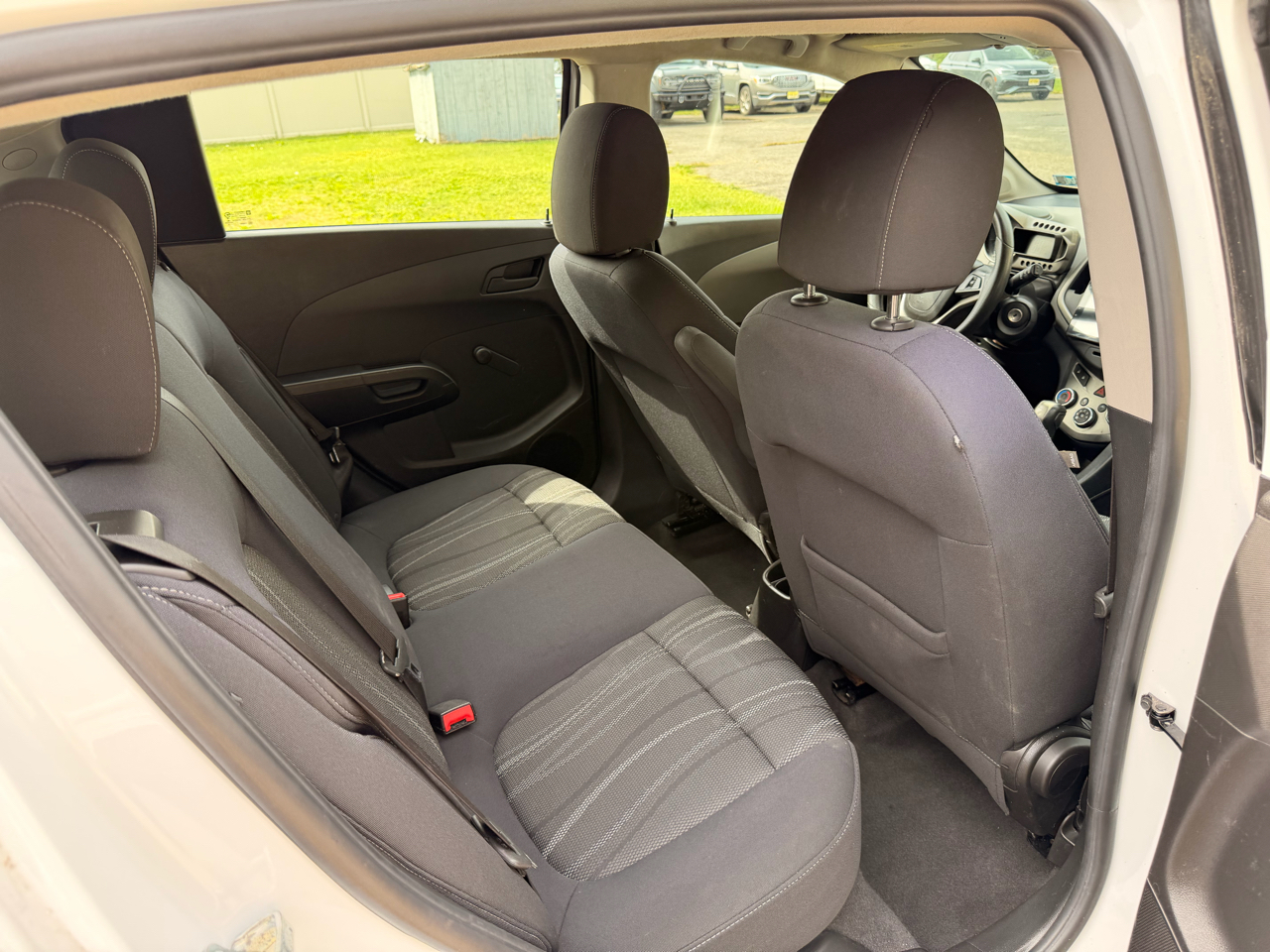 2015 Chevrolet Sonic LS photo 14