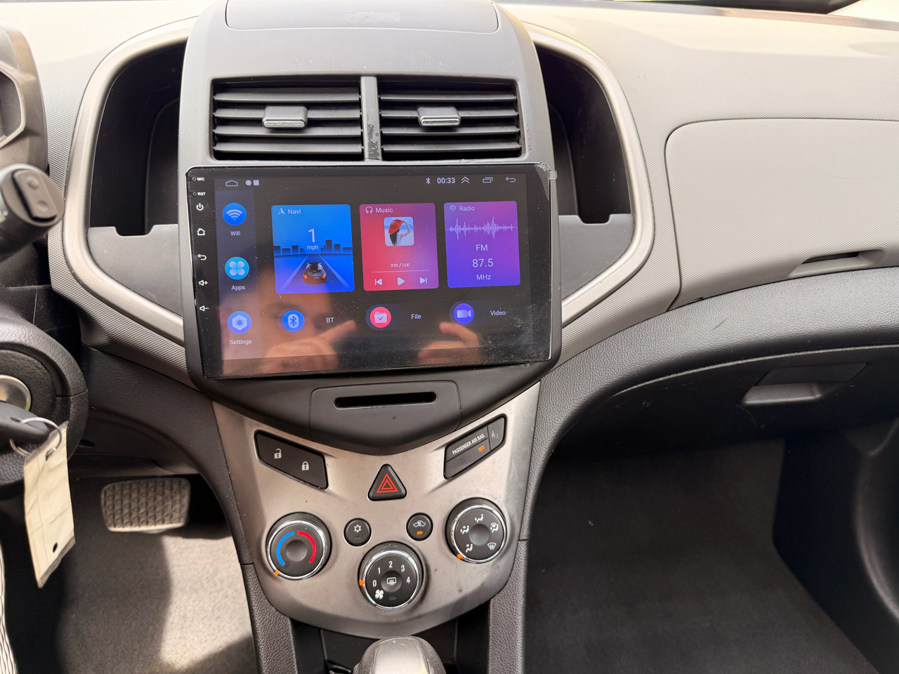 2015 Chevrolet Sonic LS photo 18
