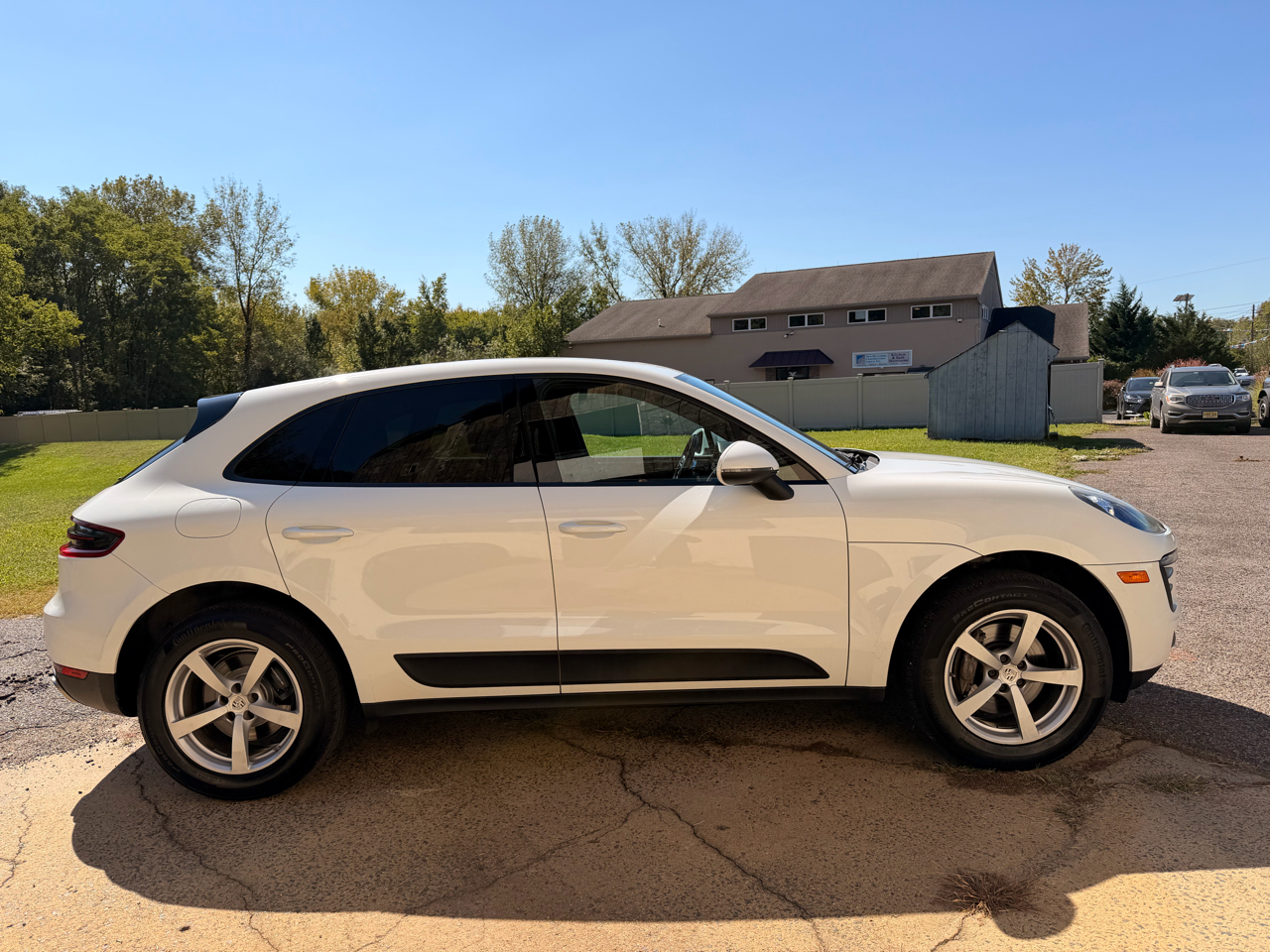 2017 Porsche Macan photo 5