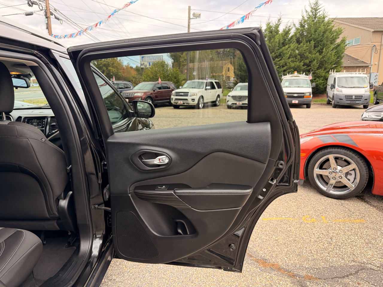 2014 Jeep Cherokee Latitude photo 4