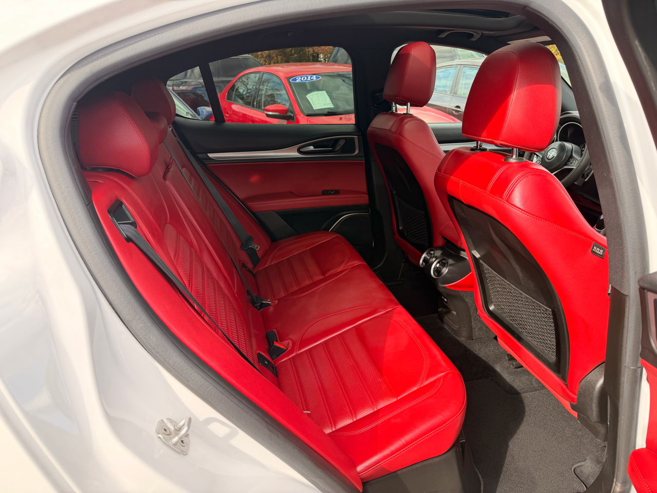 Alfa Romeo Stelvio Ti Sport AWD 2018 Alfa Romeo Stelvio Ti Sport AWD 2018