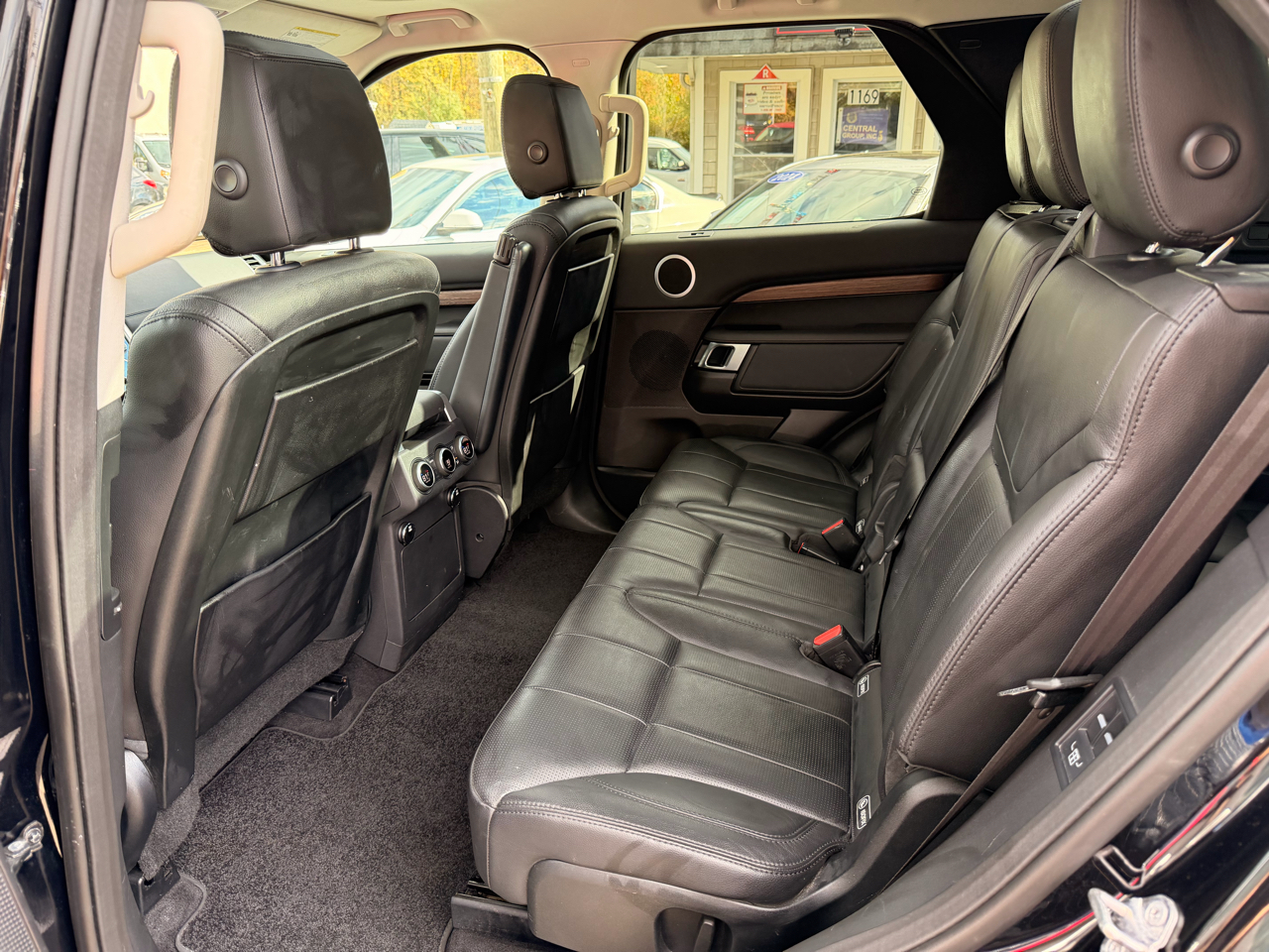 Land Rover Discovery HSE V6 Supercharged 2017 Land Rover Discovery HSE V6 Supercharged 2017