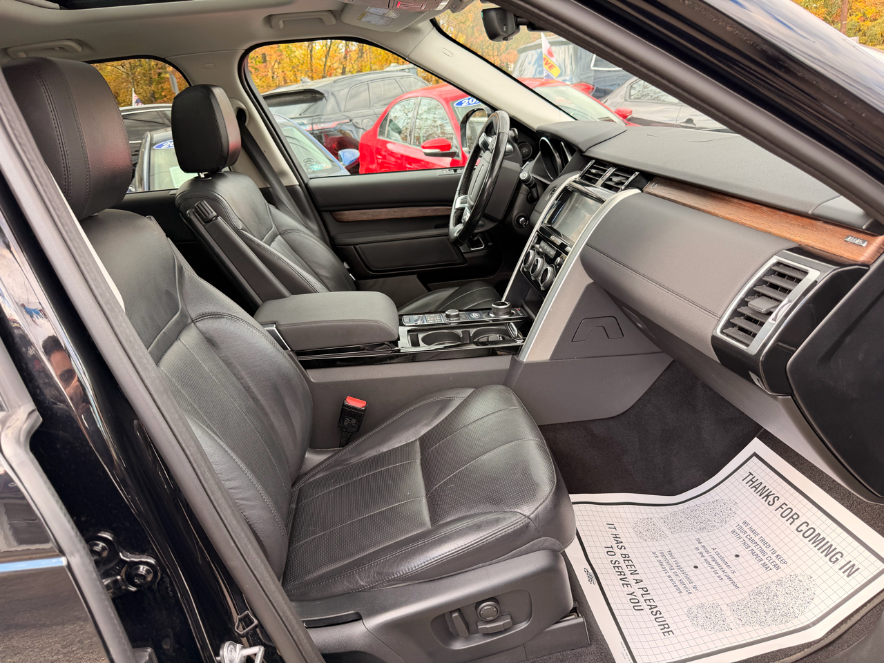 Land Rover Discovery HSE V6 Supercharged 2017 Land Rover Discovery HSE V6 Supercharged 2017