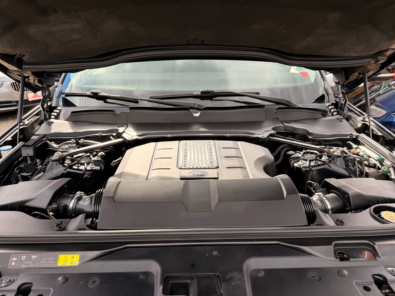 Land Rover Discovery HSE V6 Supercharged 2017 Land Rover Discovery HSE V6 Supercharged 2017