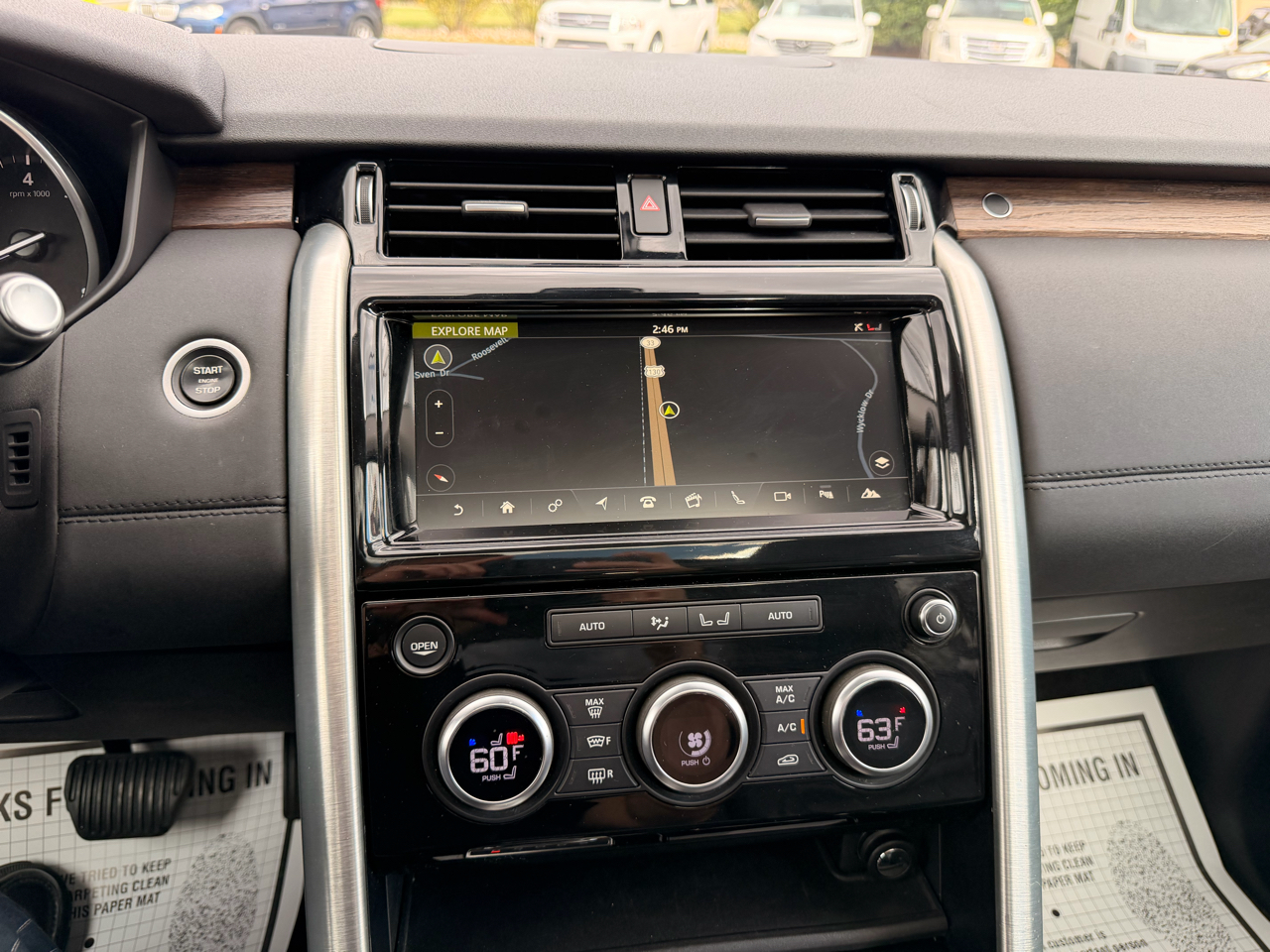 Land Rover Discovery HSE V6 Supercharged 2017 Land Rover Discovery HSE V6 Supercharged 2017