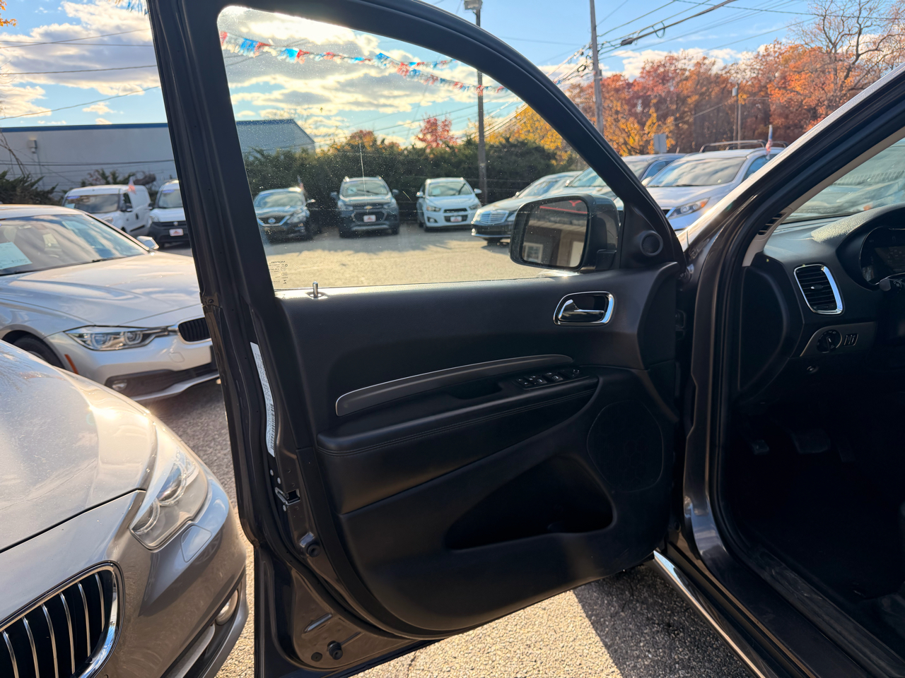 2014 Dodge Durango SXT photo 2