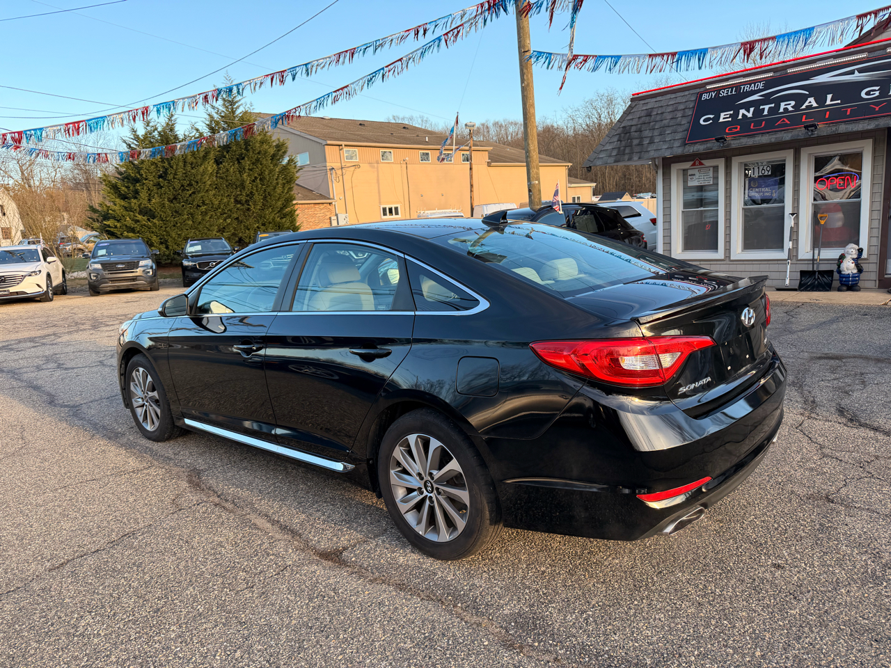 Hyundai Sonata Sport 2.4L 2017