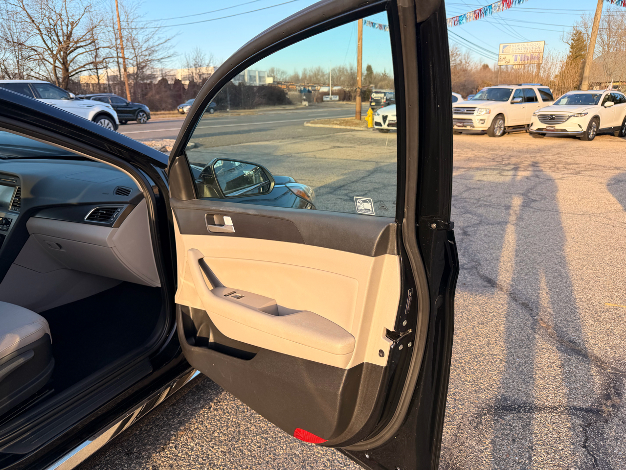 Hyundai Sonata Sport 2.4L 2017