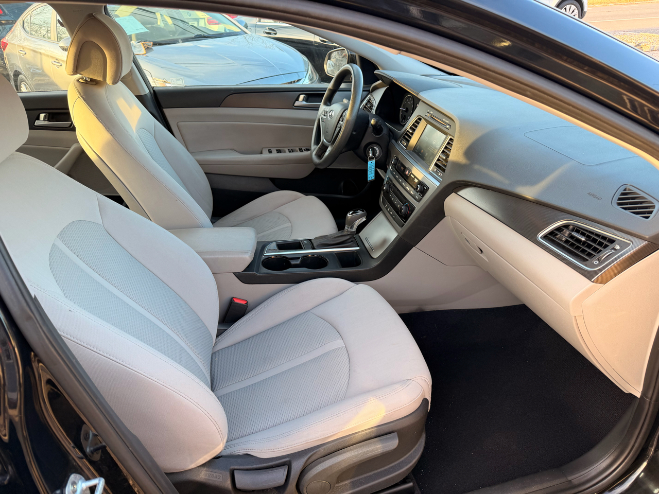 Hyundai Sonata Sport 2.4L 2017