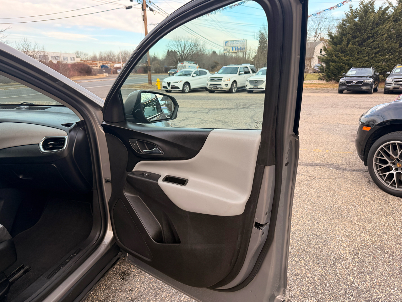 Chevrolet Equinox FWD 4dr LT w/1LT 2019