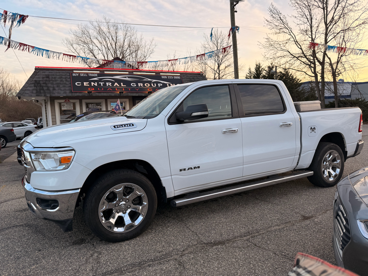 RAM 1500 Big Horn/Lone Star 4x4 Crew Cab 5'7" Box 2019