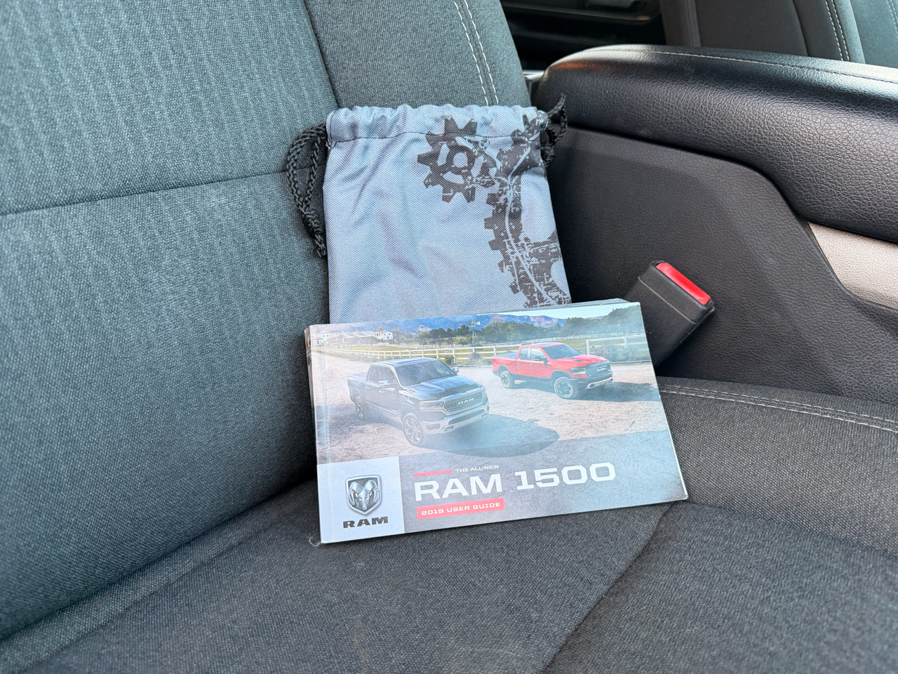 RAM 1500 Big Horn/Lone Star 4x4 Crew Cab 5'7" Box 2019