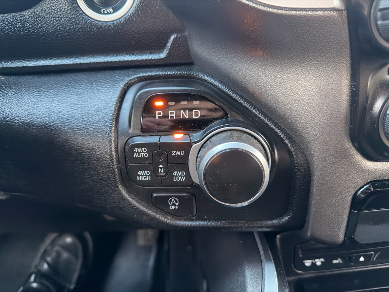 RAM 1500 Big Horn/Lone Star 4x4 Crew Cab 5'7" Box 2019