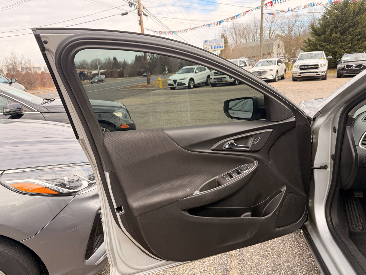 Chevrolet Malibu 4dr Sdn LS w/1LS 2019