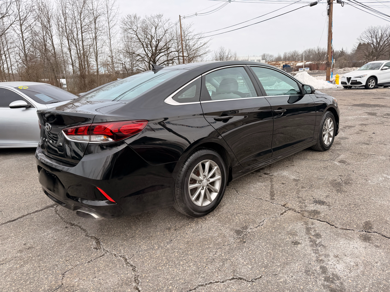 Hyundai Sonata SE 2.4L 2018