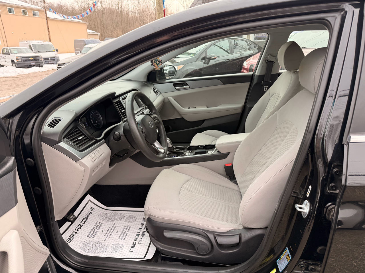 Hyundai Sonata SE 2.4L 2018